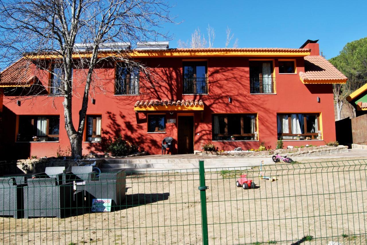 Casa Rural Mansion Alejandra Con Piscina Y Jacuzzi Vila Collado Mediano Exterior foto